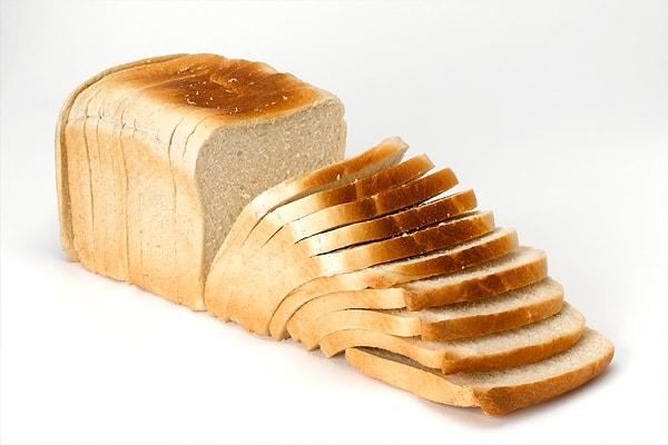 13. Evrak dolabı tost ekmeğinden 30 yıl önce icat edildi.