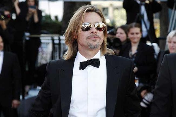 4. Брэд Питт собирает предметы художественной ковки металла и металлическую мебель.