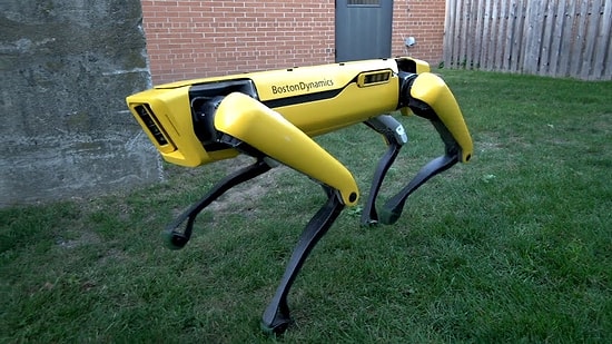 Boston Dynamics'ten SpotMini Robotuna Güncelleme Geldi: Karşınızda Yeni SpotMini
