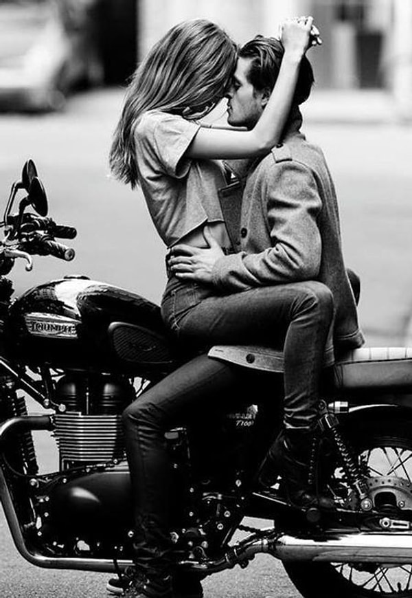 5. Какой из этих поцелуев лучше всего подходит для первого раза?