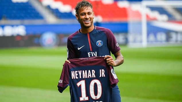1. Neymar: 222 Milyon Euro (Barcelona ➡ PSG)