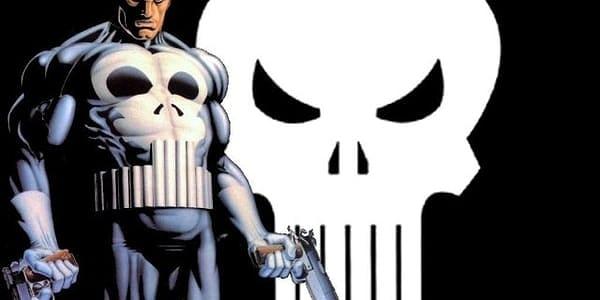 12. Punisher'ın kıyafetinde bulunan kurukafa görseli, suçluların dikkatini o yöne çekip, silahla başına nişan alma tehlikesini engellemeye yönelik.
