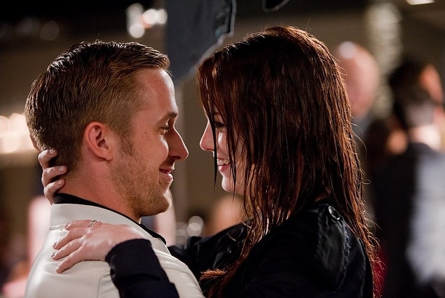 2. Sevişerek ayrılanlar, arkadaş kalmak zorunda kalırlar. Yok artık, gönderin gelsin: 'Crazy, Stupid, Love.'