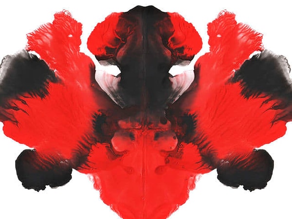 5. Что скажете? С чем у вас ассоциируется это пятно?