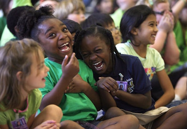 Обучение в 14 школах прерывается на 18 месяцев!