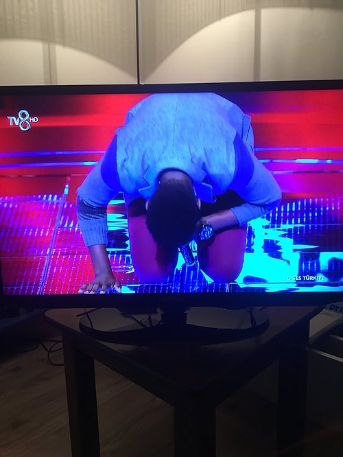 Televizyon Dünyasıyla İlgili Attıkları Komik Tweetlerle Hafta Boyunca Güldüren 15 Kişi