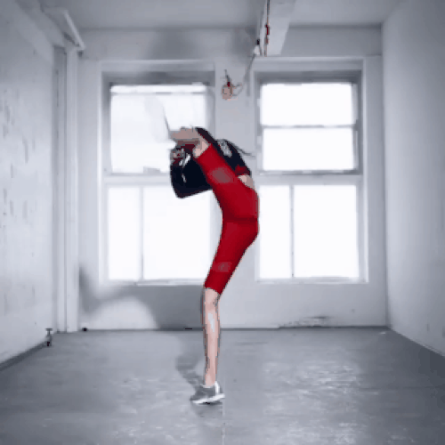 Gigi Hadid Koltuk Altı Kıllarıyla Gündemde LOVE Dergisi, Videolarıyla