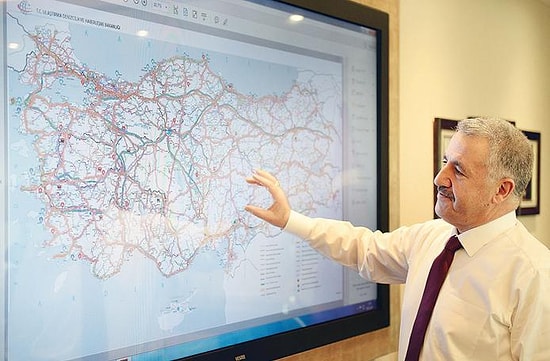 🚇🚍✈️ Toplu Taşımada Tüm İlleri Kapsayan 'Türkiye Kart' Dönemi: Milli Parklarda ve Müzelerde de Kullanılacak