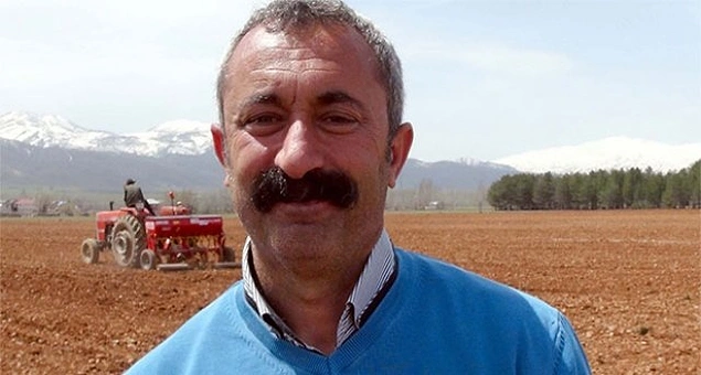 Yasal zorunluluktan ötürü bedava yapamadığı çeşme suyunu ucuzlattı: Metreküpü elli kuruş... Faturalar ise üç ayda bir geliyor.