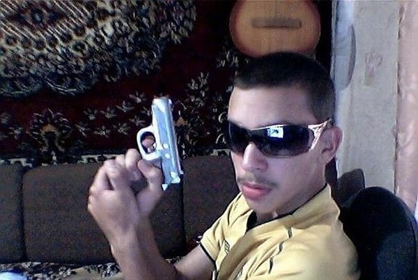 10. Опасный тип!