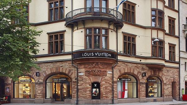 4. Louis Vuitton - Lui Viton