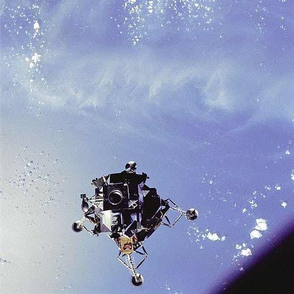 2. Больше половины водных масс Земли сосредоточено в Тихом океане.