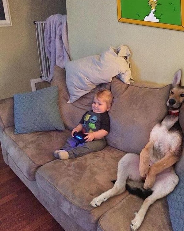 2. Посмотреть телек после трудного рабочего дня  🎬