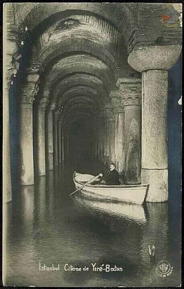 4. Водный маршрут по цистерне Йеребатан в Стамбуле, Турция.