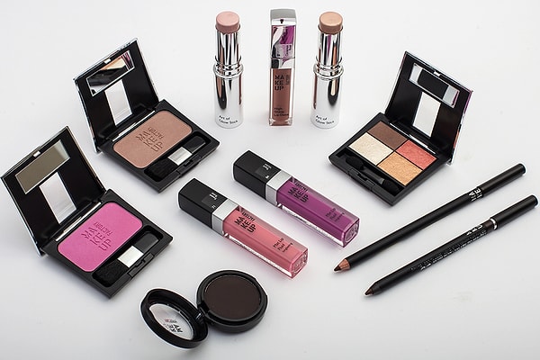 6. Какая из этих щеточек для туши подойдет для создания максимального объема?