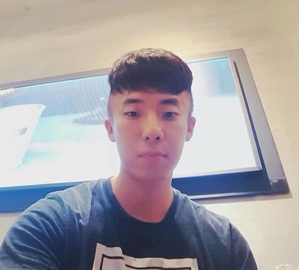 2. А потом появились шишки.