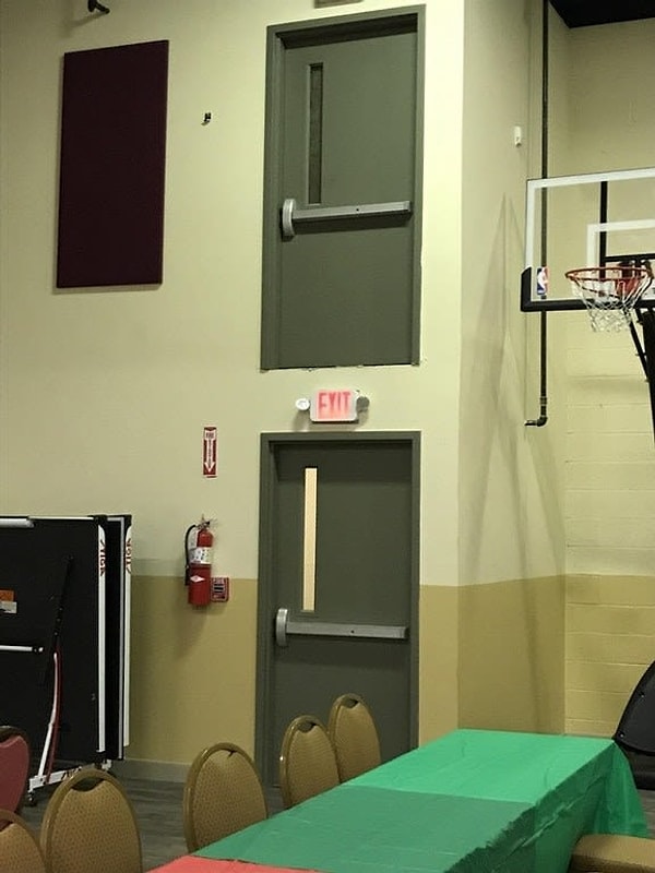 7. "...когда идешь в церковь..."