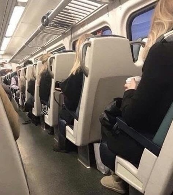 14. "Это сигналы рецепторов, электрические импульсы, воспринятые мозгом. Вот это твой привычный мир".