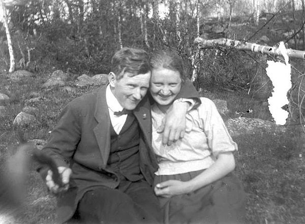 16. Tarihteki ilk selfie çubuğu, 1934.