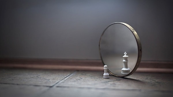 От чрезмерных амбиций!