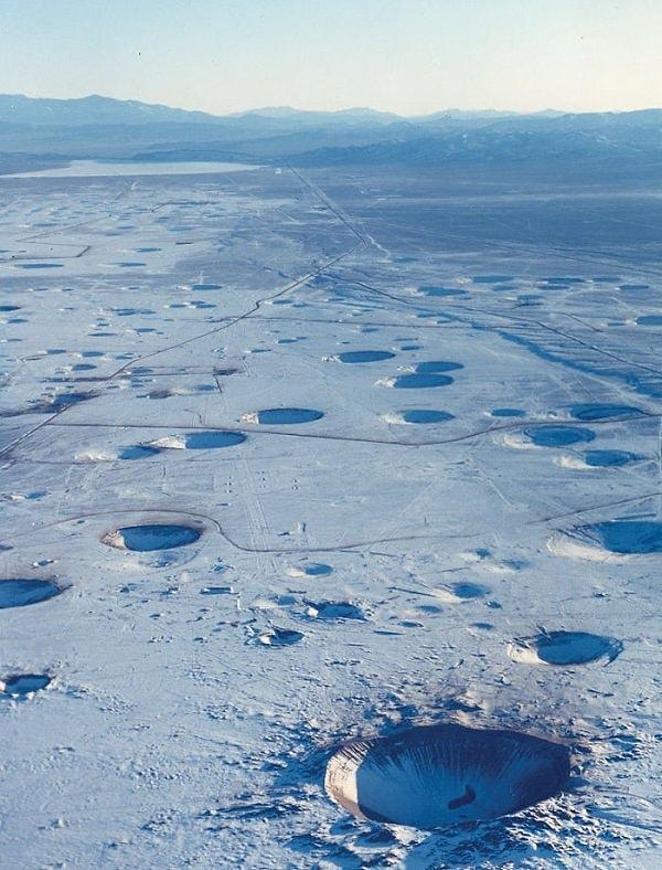 2. Nevada çölünde 22 yıldır süren nükleer testleri...