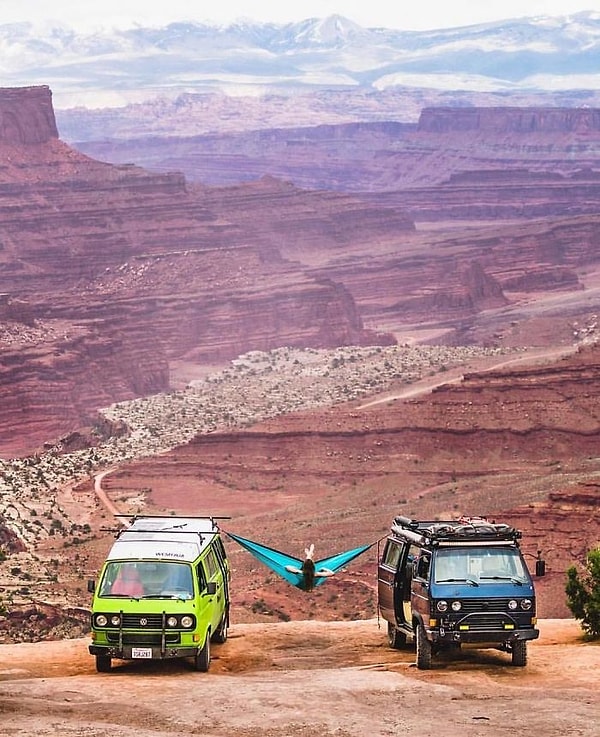 27. И каньоны.