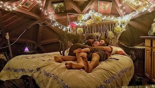 39. Путешествовать лучше с родными.