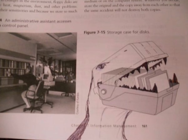 20. Лучшего места для CD не придумаешь.