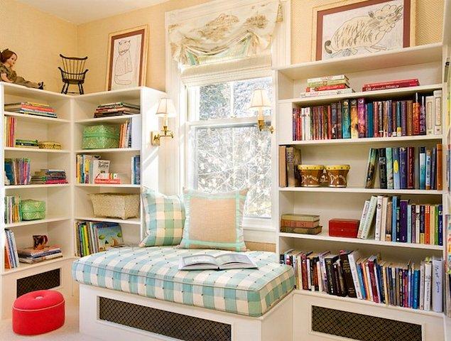 BONUS: Çocuğunuzun da sizin gibi kitap kurdu olmasını istiyorsanız, odasına ya da salonun bir kısmına onun için kütüphane hazırlayabilirsiniz.