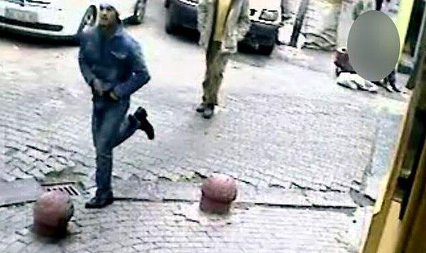 İstanbul Emniyet Müdürlüğü, cinayetten kısa bir süre sonra zanlının görüntülerini basınla paylaştı