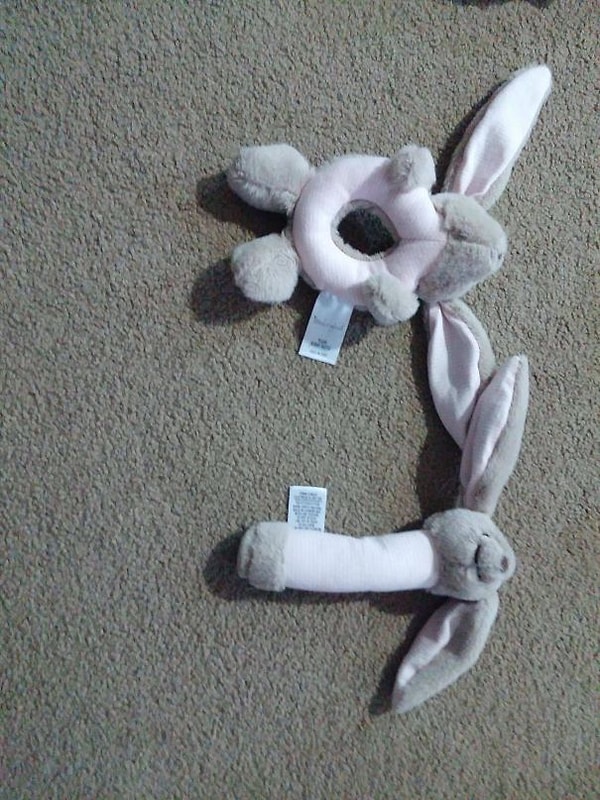 23. «Моя жена купила эти игрушки для нашего малыша. Они меня немного беспокоят...»