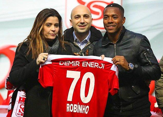 16. Robinho ➡️ Sivasspor