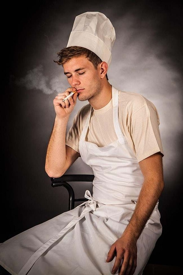 9. Некоторые "прокуривают" себе путь наверх