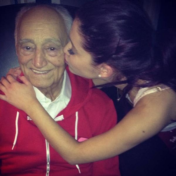 15. Ариана Гранде