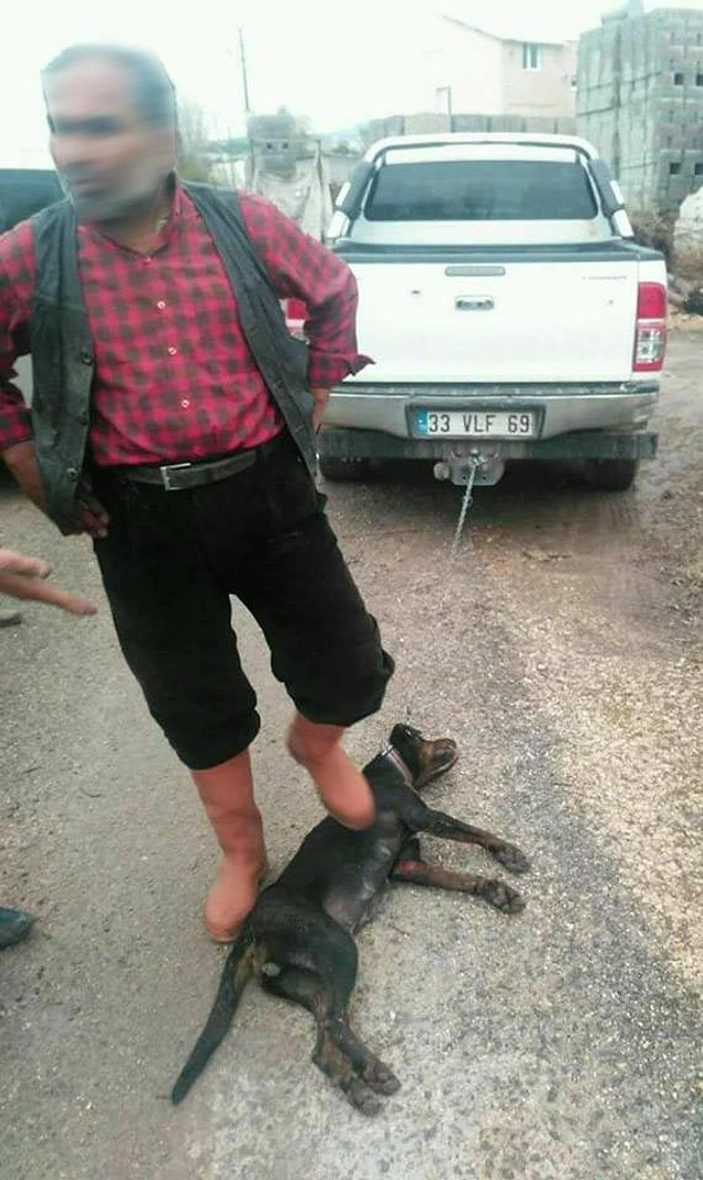 Tepki gösterenlere silah çekti ve tehdit etti...
