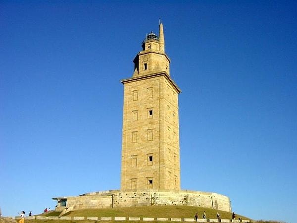 35. Herkül Kulesi, İspanya