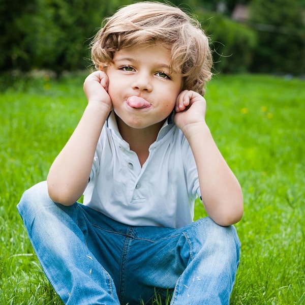 7. ИзбаловАли, а не избАловали