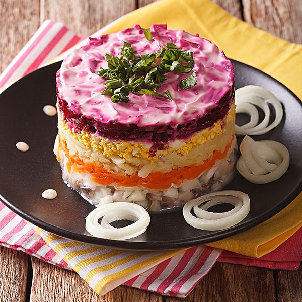 4. Салат "Селёдка под шубой"