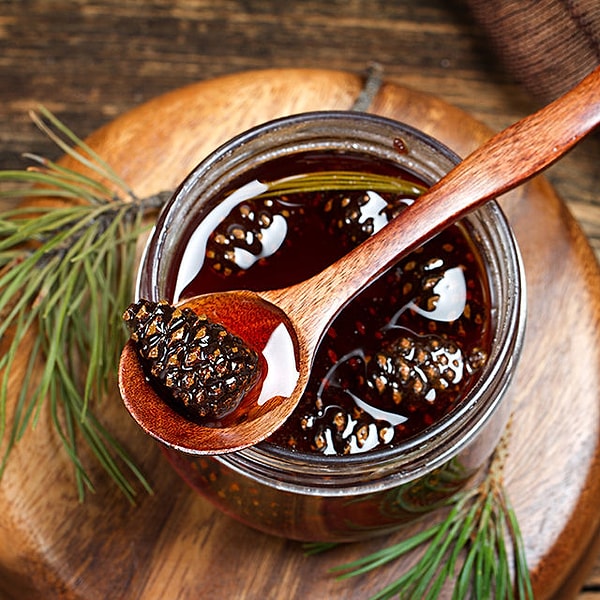 7. Варенье из сосновых шишек