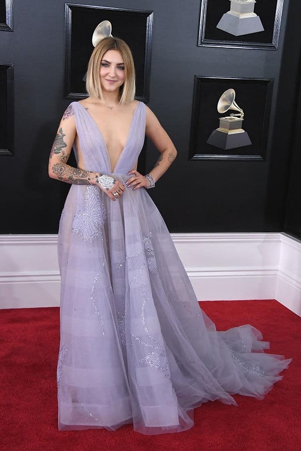 28. Джулия Майклз