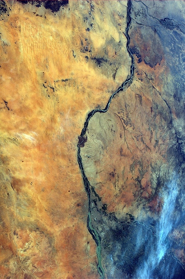 1. Начинаем! Что это за река?