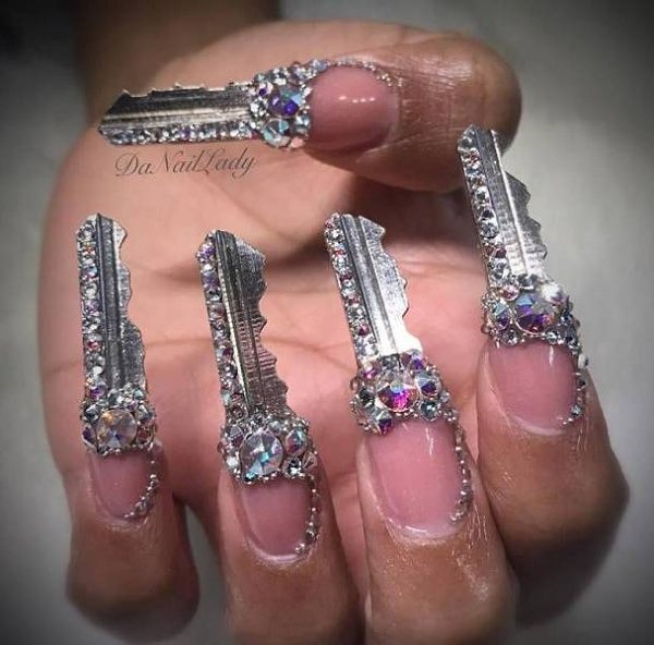 10. Теперь можно открыть любую дверь? 🗝️🗝️🗝️