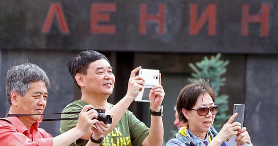 10 вещей, которые иностранец НИКОГДА не должен делать по приезде в Россию