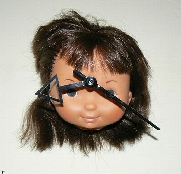 14. Необычные часы, не так ли?