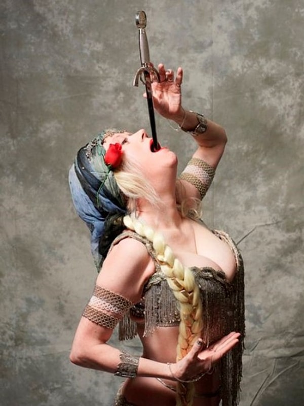 2. Самый длинный проглоченный меч