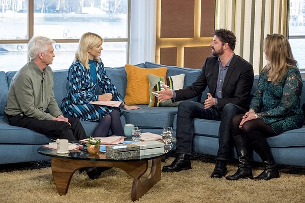 Эмми, которой необходимо было вернуться в Вену как можно скорее, полагала, что уже не получит весточки от Вика и больше никогда его не увидит.