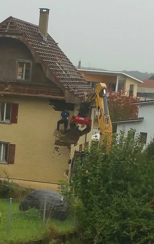 Bir anda yükseklik korkusu edinen filan? 😖