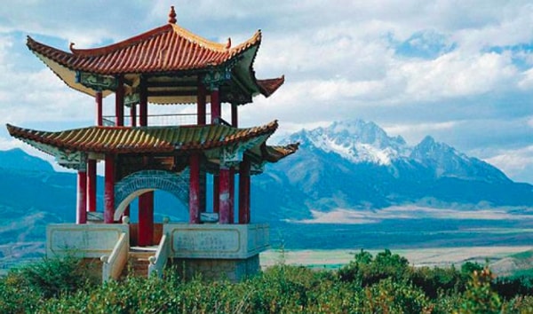 6. Пагода – это типичное сооружение для: