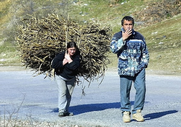 23. Поменялись ролями
