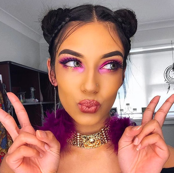 13. Хорошо, что есть истории, ведь туда можно постить всё, что угодно